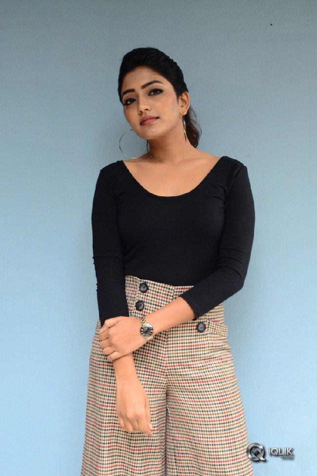 Eesha-Rebba-New-Photos